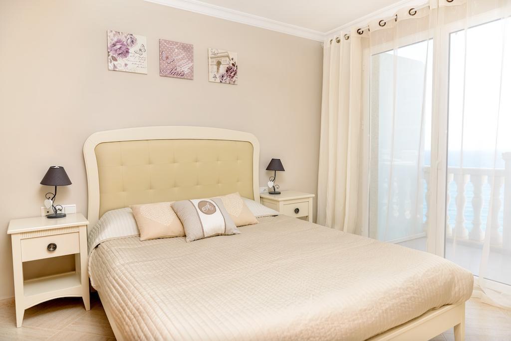 Aparthotel Ola Blanca Cala de Finestrat Zimmer foto